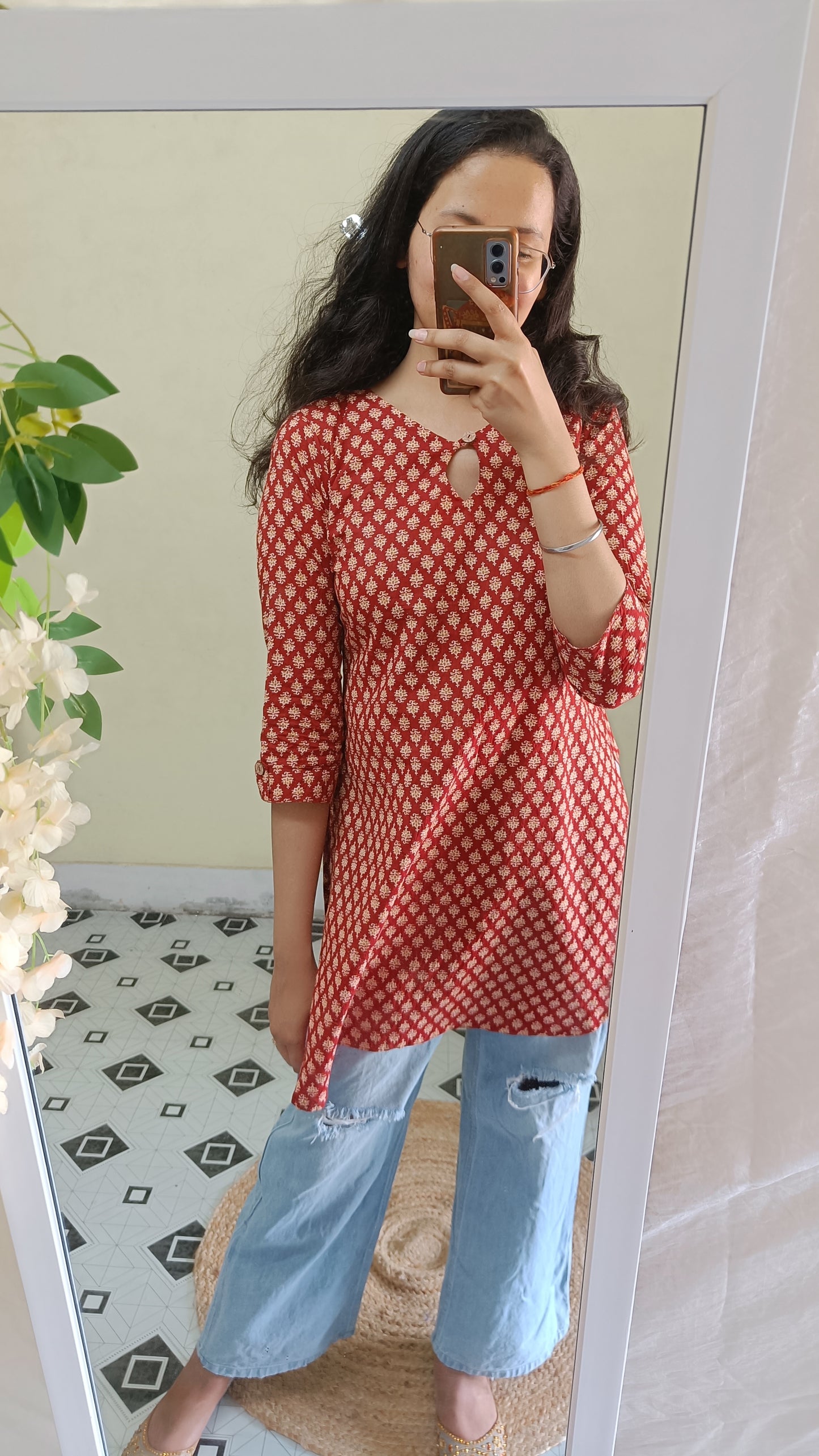 Laal Patti Short Kurta